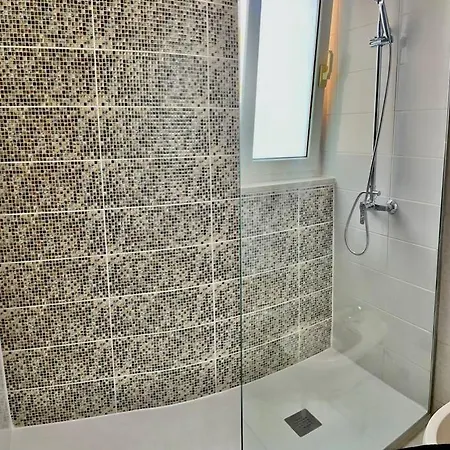 Daire Sunset Apartment, Wi-fi And Swimming Pool