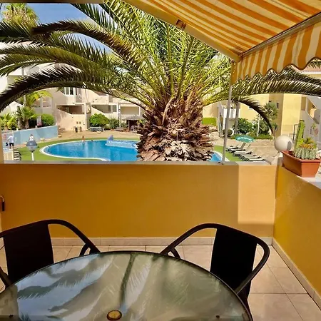 Daire Sunset Apartment, Wi-fi And Swimming Pool *