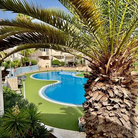 Sunset Apartment, Wi-fi And Swimming Pool Διαμέρισμα