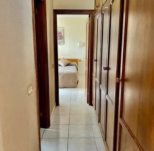 Sunset Apartment, Wi-fi And Swimming Pool